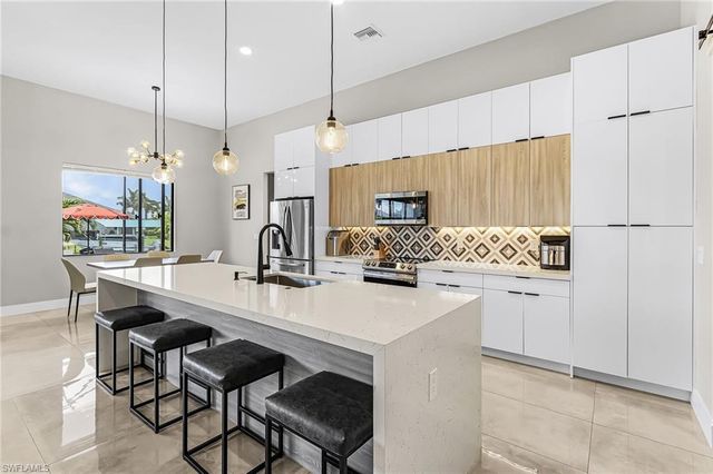 2029 31st TER, Cape Coral, FL 33914