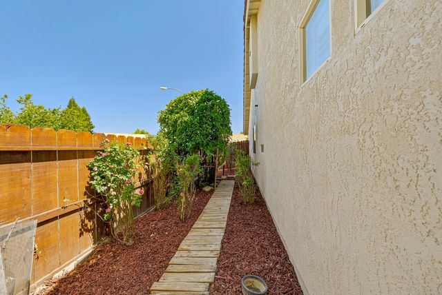 1126 Sprig, Merced, CA 95340