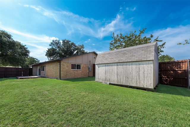 5903 Mimosa Lane, Rowlett, TX 75089