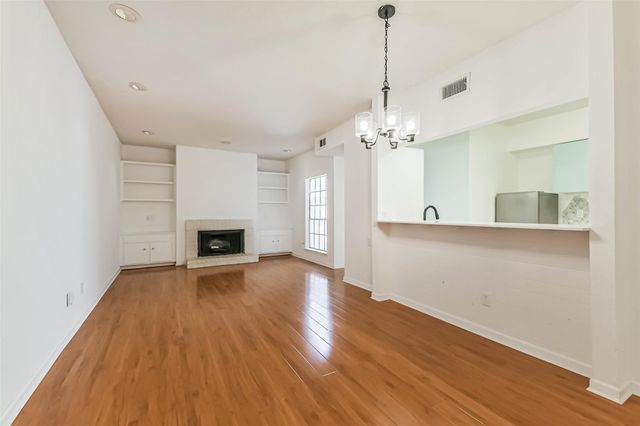 9809 Richmond Avenue D3, Houston, TX 77042