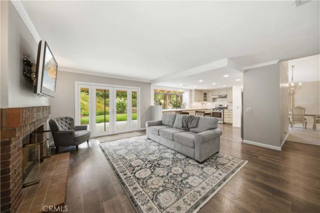 28030 Creston Court, Canyon Country, CA 91387