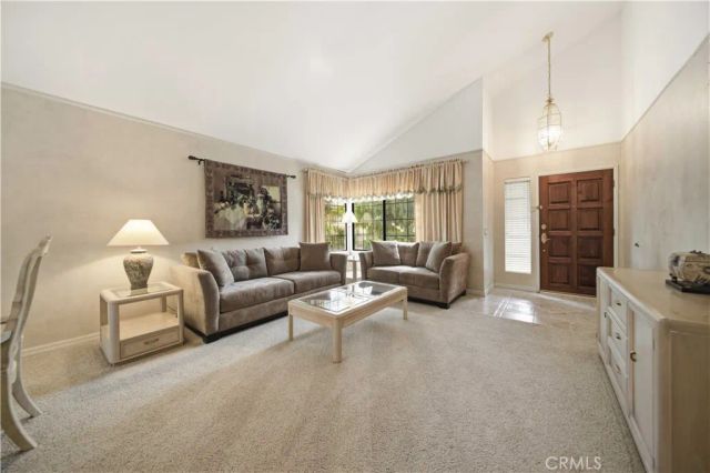 28030 Creston Court, Canyon Country, CA 91387