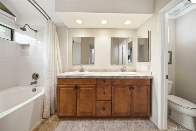 28030 Creston Court, Canyon Country, CA 91387