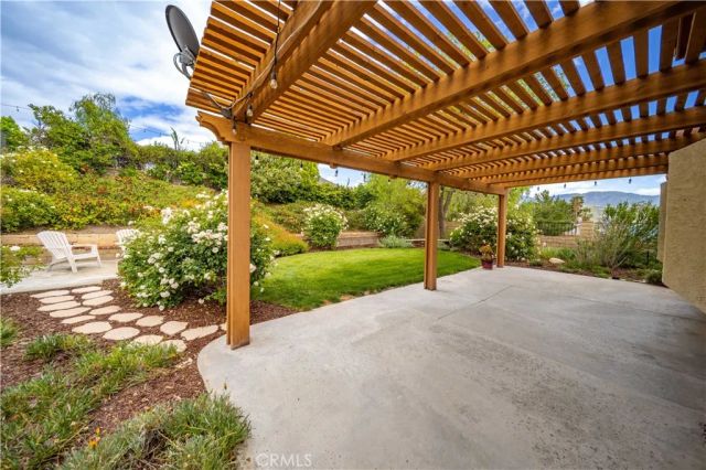 28030 Creston Court, Canyon Country, CA 91387