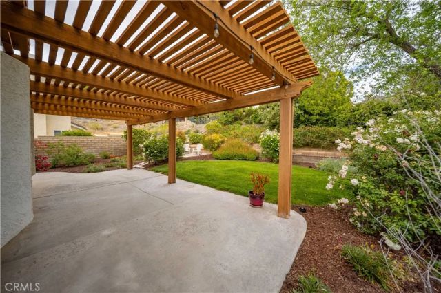 28030 Creston Court, Canyon Country, CA 91387