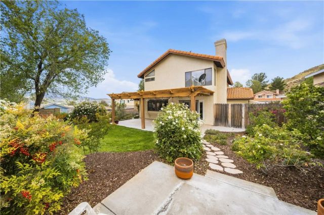 28030 Creston Court, Canyon Country, CA 91387