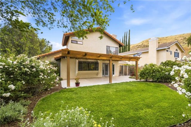 28030 Creston Court, Canyon Country, CA 91387