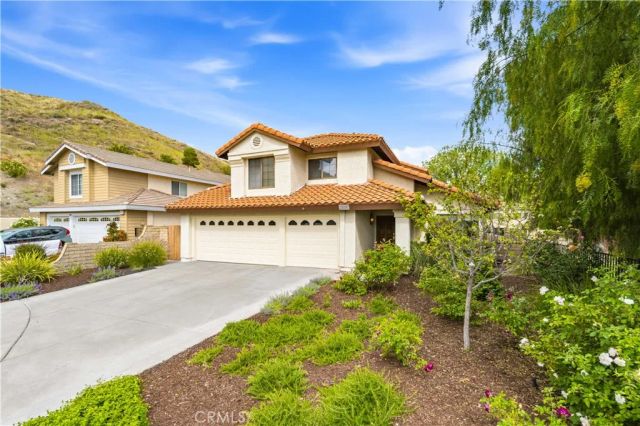 28030 Creston Court, Canyon Country, CA 91387
