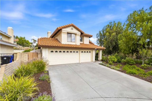 28030 Creston Court, Canyon Country, CA 91387
