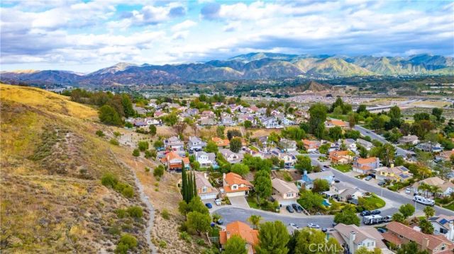 28030 Creston Court, Canyon Country, CA 91387