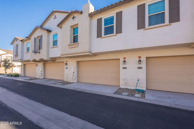 9835 E Wavelength Avenue, Mesa, AZ 85212