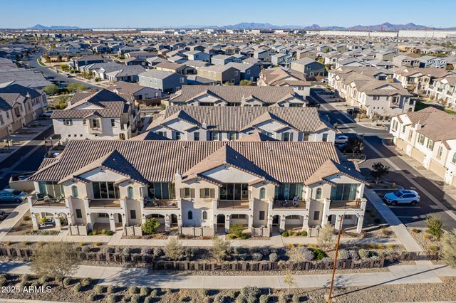 9835 E Wavelength Avenue, Mesa, AZ 85212