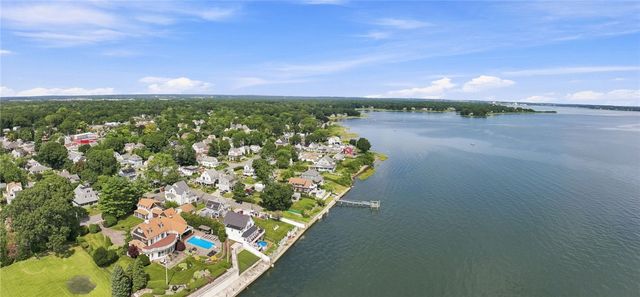 16 Grace Avenue, Warwick, RI 02889
