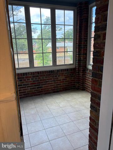 6722 3RD ST NW #204, Washington, DC 20012