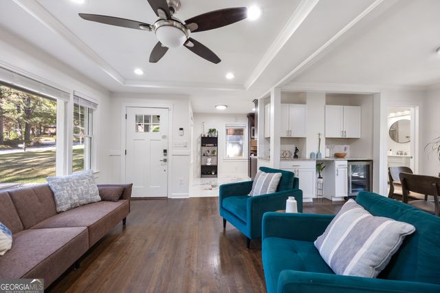 1290 Glen Forest Way, Decatur, GA 30032