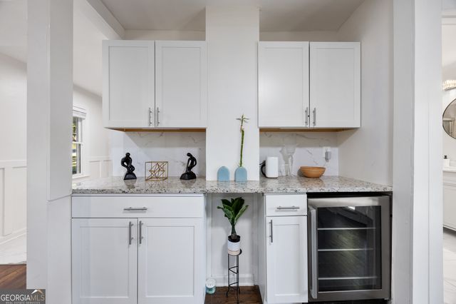 1290 Glen Forest Way, Decatur, GA 30032