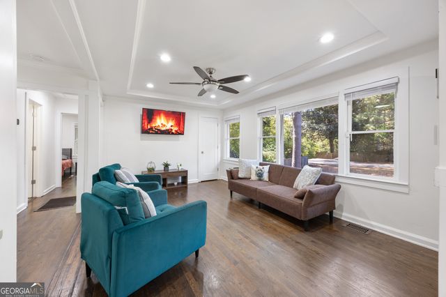 1290 Glen Forest Way, Decatur, GA 30032