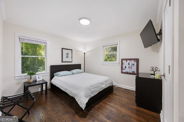 1290 Glen Forest Way, Decatur, GA 30032