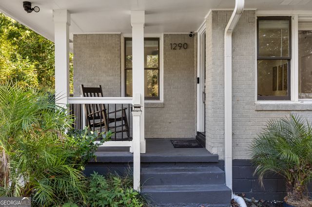 1290 Glen Forest Way, Decatur, GA 30032