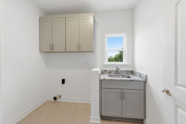7208 Maddenwood Lane, Hermitage, TN 37076