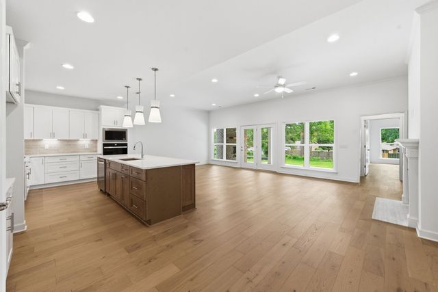 7208 Maddenwood Lane, Hermitage, TN 37076