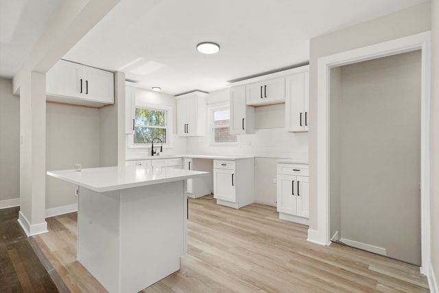 4548 S Laporte Avenue, Chicago, IL 60638