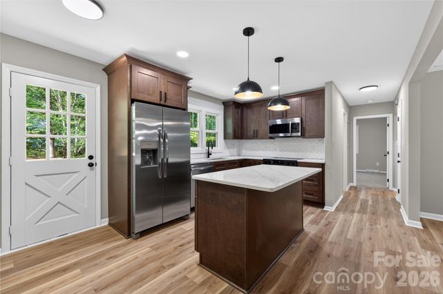 7407 Limerick Drive, Charlotte, NC 28270