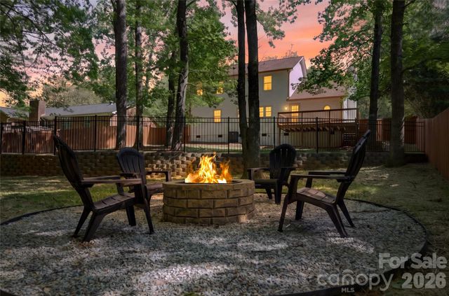 7407 Limerick Drive, Charlotte, NC 28270