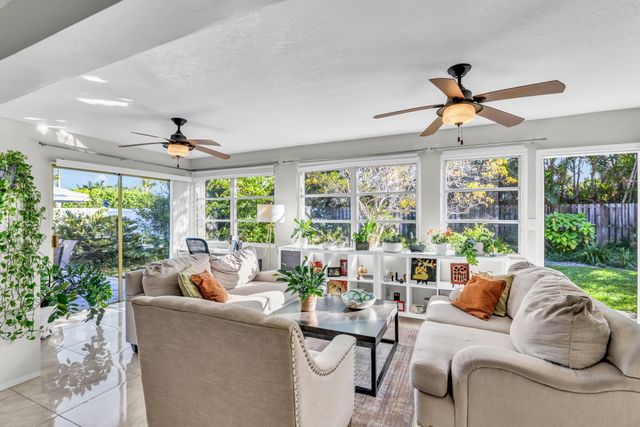 1290 SW 8th Street, Boca Raton, FL 33486