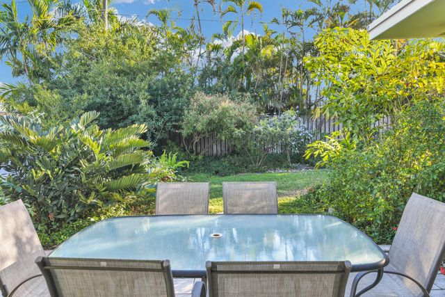 1290 SW 8th Street, Boca Raton, FL 33486