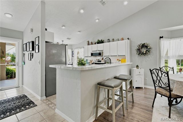 6079 W Fairhaven Court, Crystal River, FL 34429