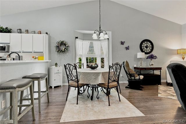 6079 W Fairhaven Court, Crystal River, FL 34429