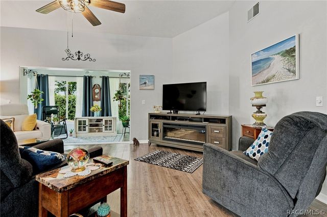 6079 W Fairhaven Court, Crystal River, FL 34429