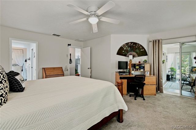 6079 W Fairhaven Court, Crystal River, FL 34429