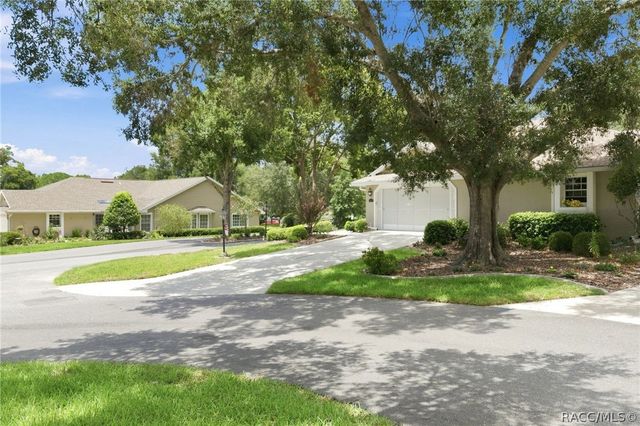 6079 W Fairhaven Court, Crystal River, FL 34429