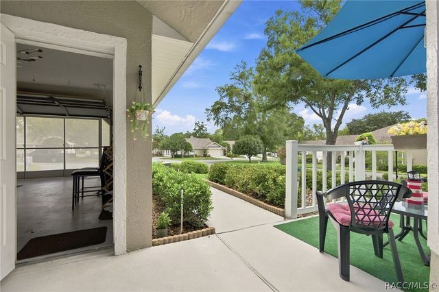 6079 W Fairhaven Court, Crystal River, FL 34429
