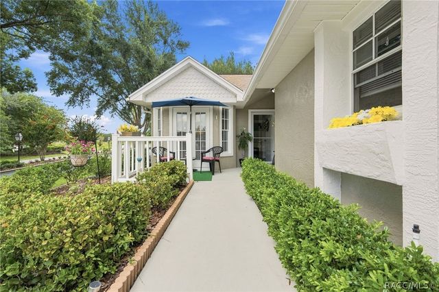 6079 W Fairhaven Court, Crystal River, FL 34429