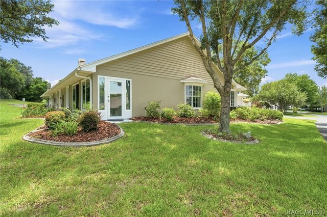 6079 W Fairhaven Court, Crystal River, FL 34429