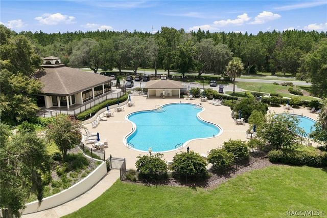 6079 W Fairhaven Court, Crystal River, FL 34429
