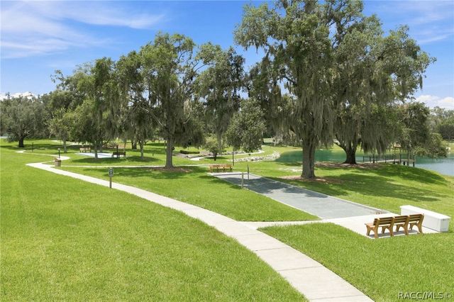 6079 W Fairhaven Court, Crystal River, FL 34429