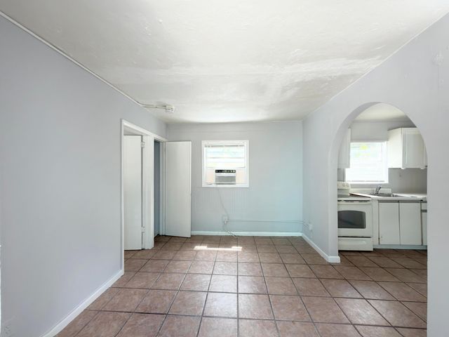 710 Palm Street 5, West Palm Beach, FL 33401