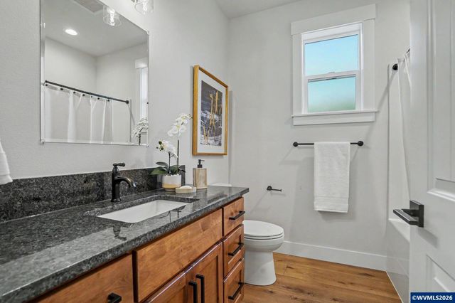 319 NE Clay St, Sublimity, OR 97385