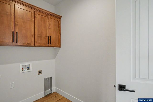 319 NE Clay St, Sublimity, OR 97385