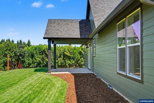 319 NE Clay St, Sublimity, OR 97385