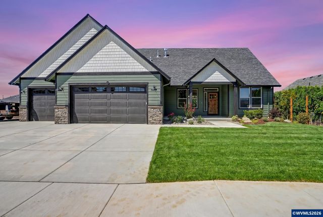 319 NE Clay St, Sublimity, OR 97385
