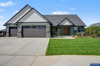 319 NE Clay St, Sublimity, OR 97385