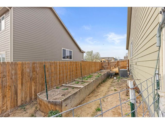 324 E 29th St, Greeley, CO 80631