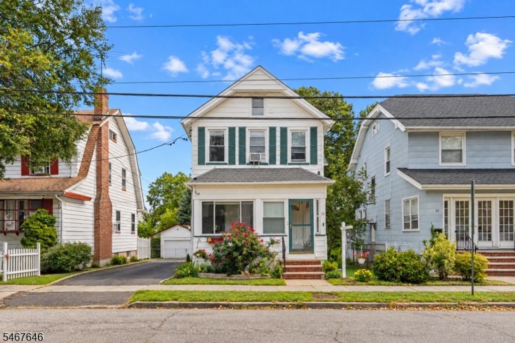 35 Clinton St, Bloomfield Twp., NJ 07003 — exterior
