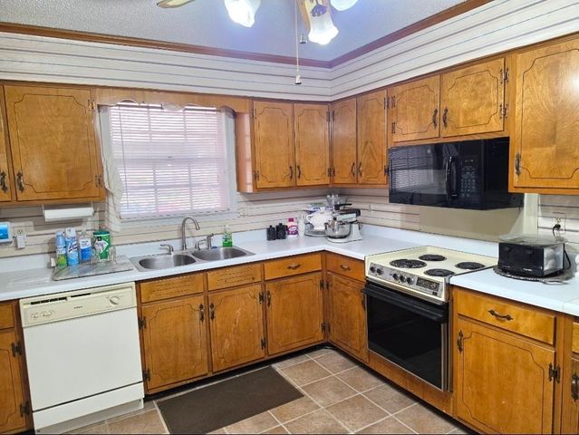 5144 SCHUTT RD, Memphis, TN 38116