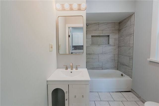 31 Bowdoin Street, Providence, RI 02909